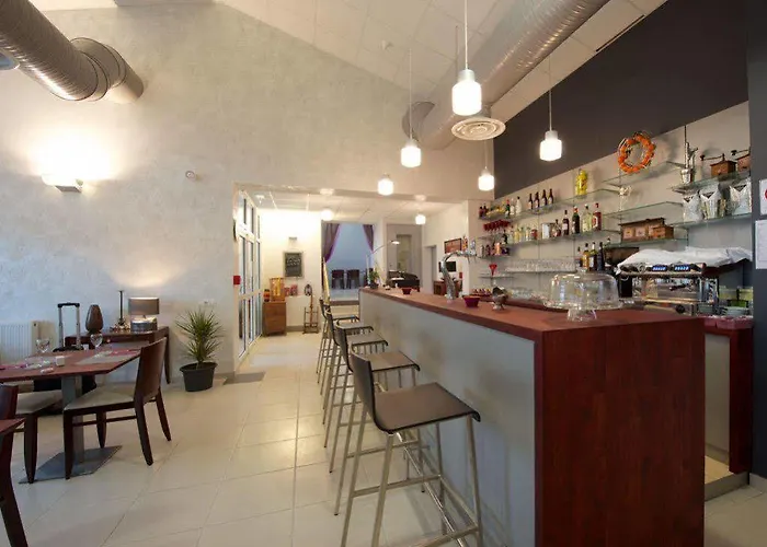 Denena Logis Aicirits